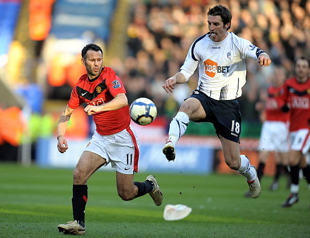 上谱写他职 上谱写他职