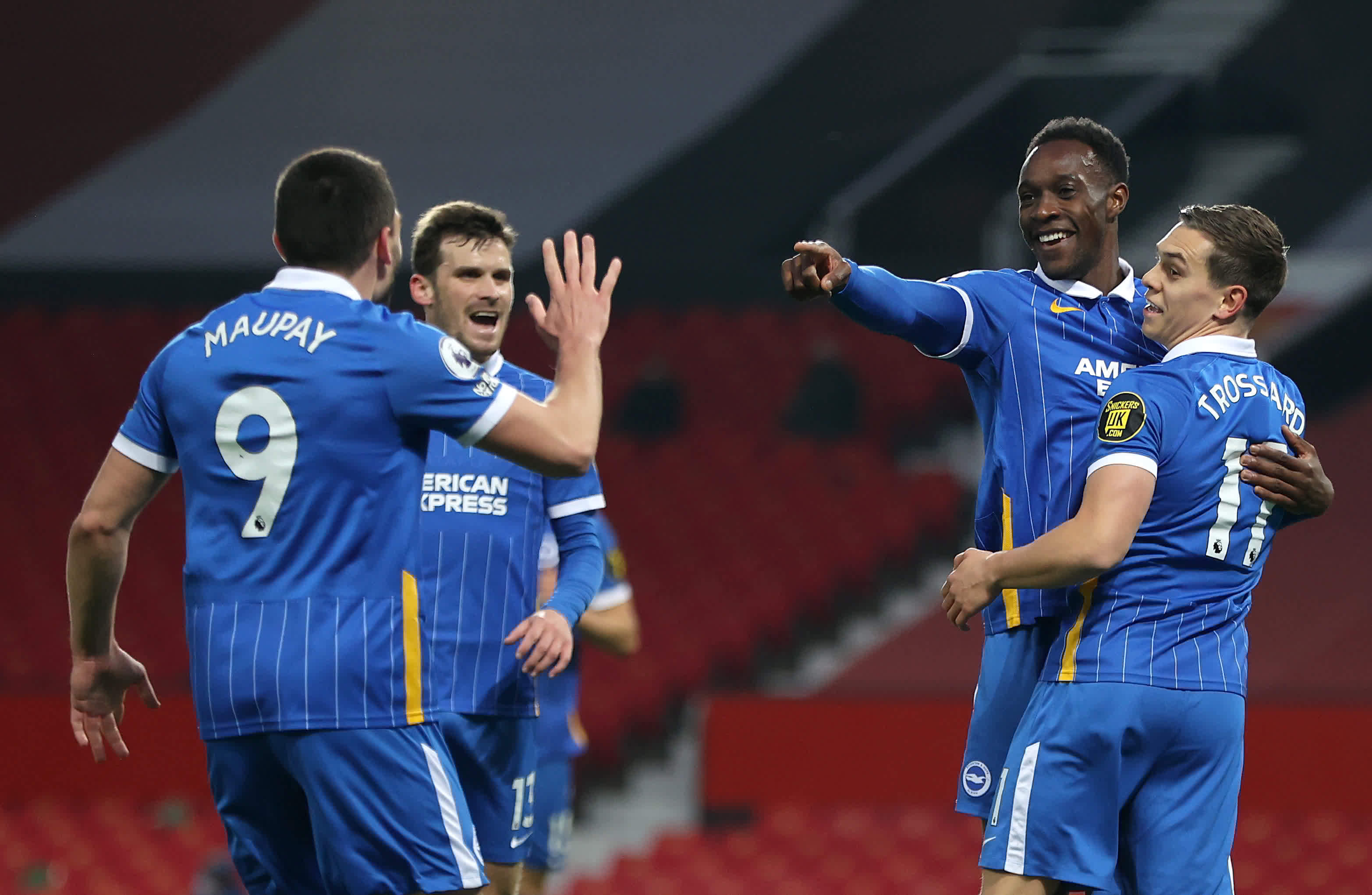 的領導下 的領導下